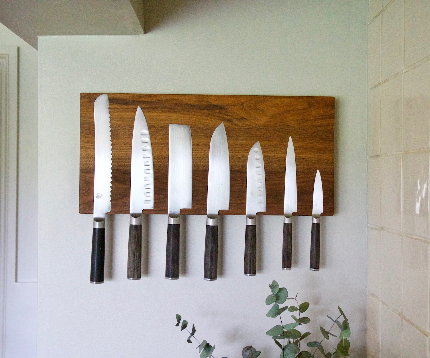 personalised-wooden-magnetic-knife-racks