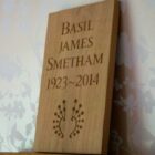 wood-memorial-bench-plaque-makemesomethingspecial.co.uk